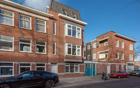 Linnaeusstraat 1, 'S-GRAVENHAGE