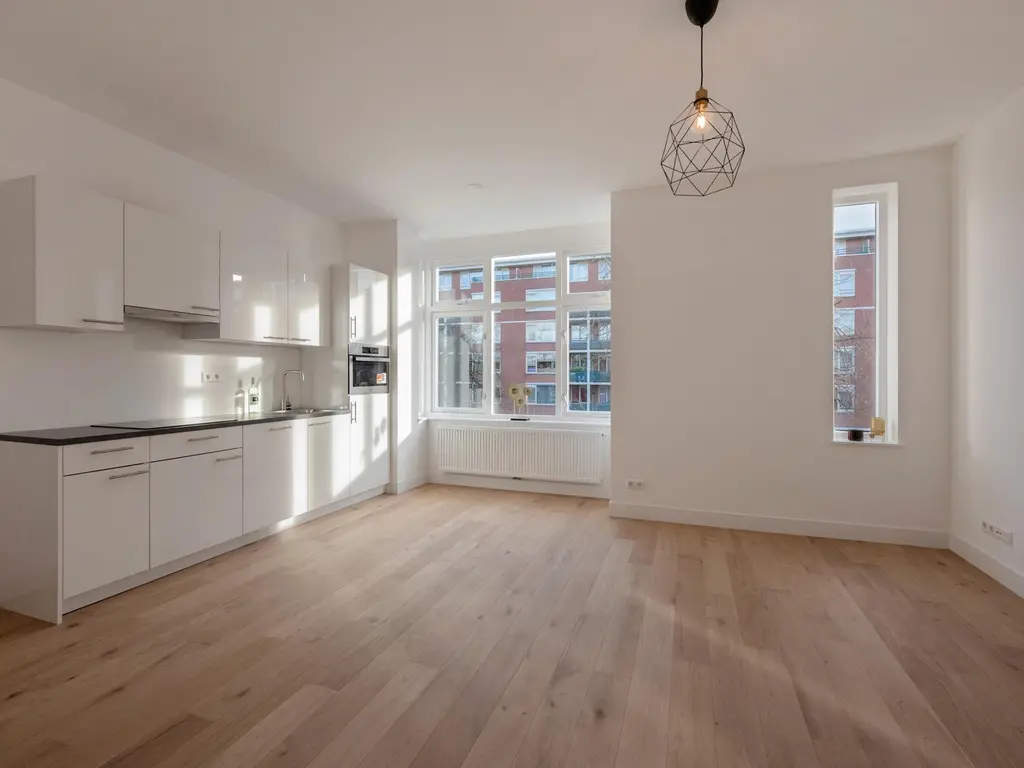 Linnaeusstraat 3, 'S-GRAVENHAGE