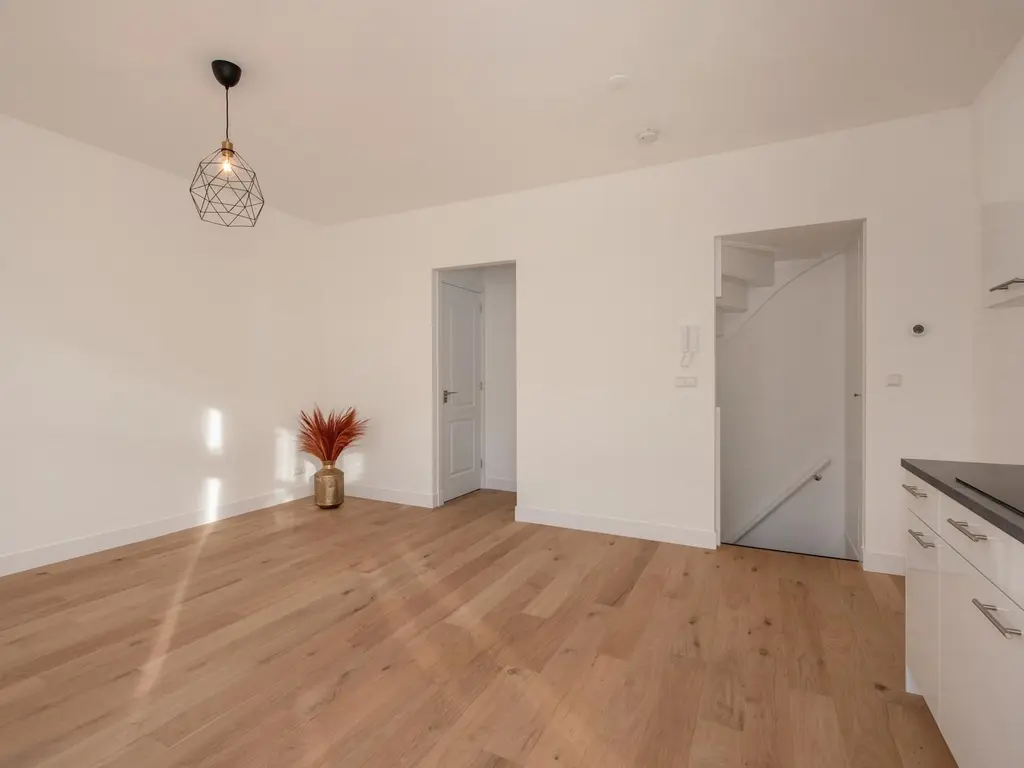 Linnaeusstraat 3, 'S-GRAVENHAGE