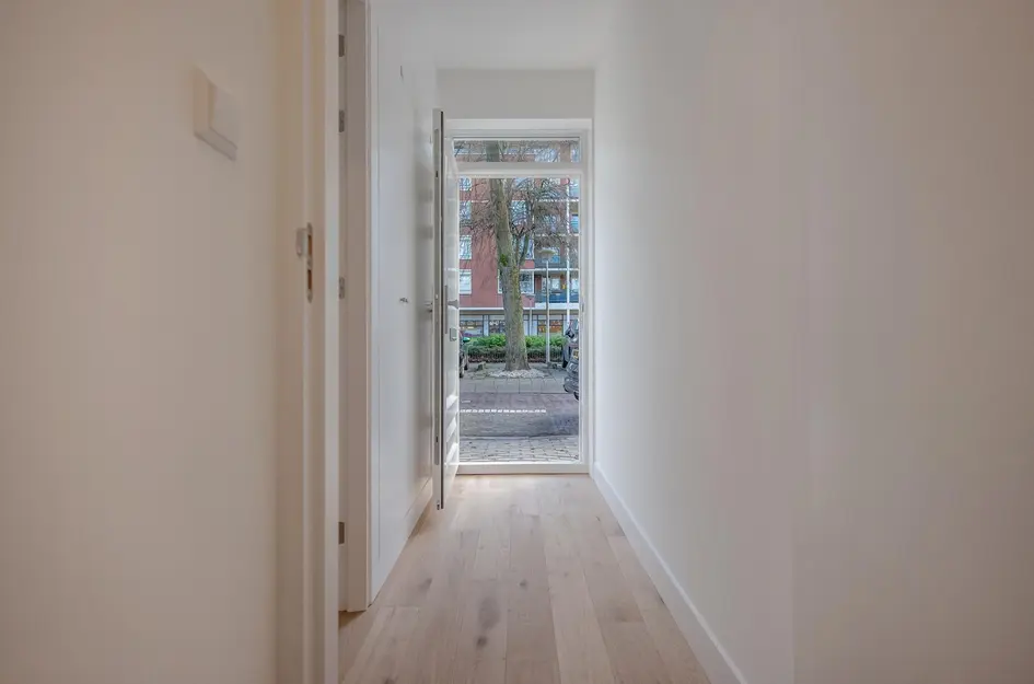 Linnaeusstraat 3