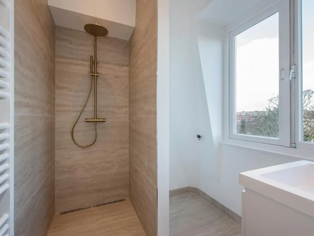 Linnaeusstraat 3, 'S-GRAVENHAGE