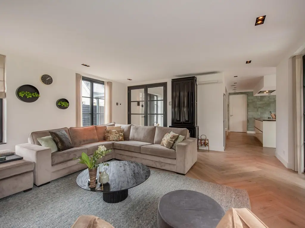 Paul van Ostaijenstraat 6, 'S-GRAVENHAGE
