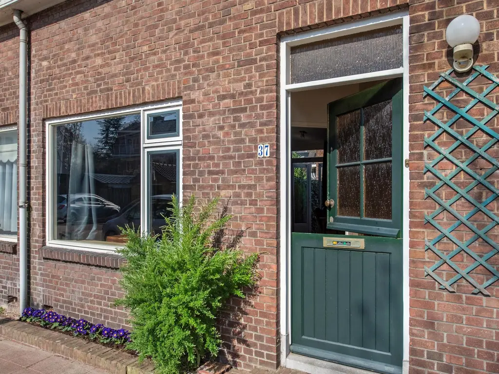 Carel Nakkenstraat 37, RIJSWIJK