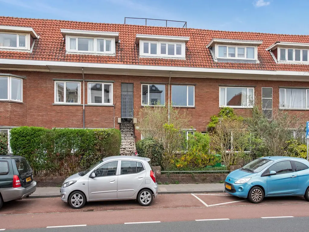 Gevers Deynootweg 42, 'S-GRAVENHAGE