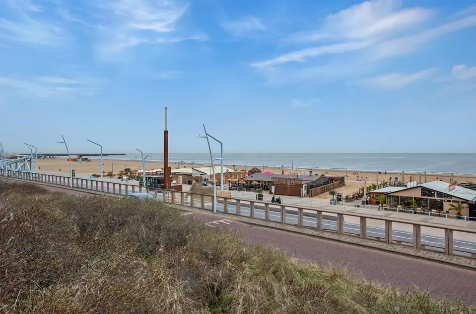 Gevers Deynootweg 42