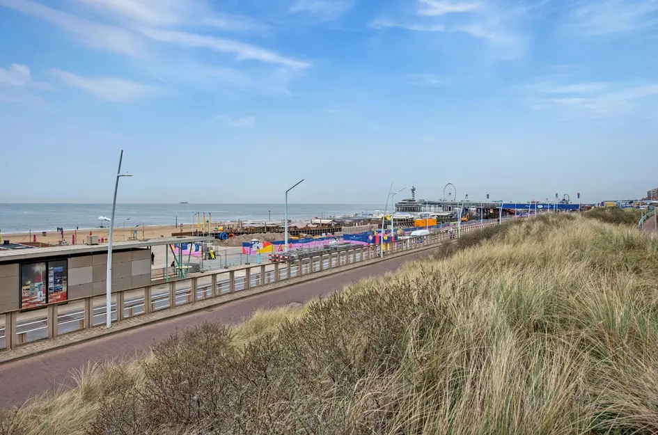 Gevers Deynootweg 42