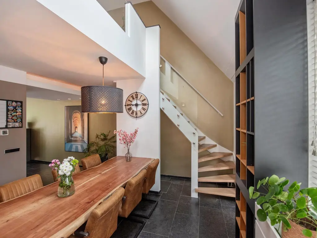 Appelgaarde 249, VOORBURG