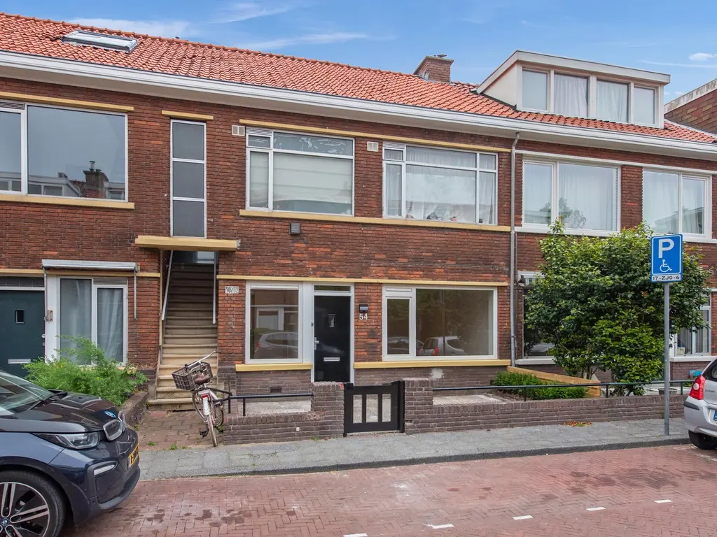 Leersumstraat 54, 'S-GRAVENHAGE