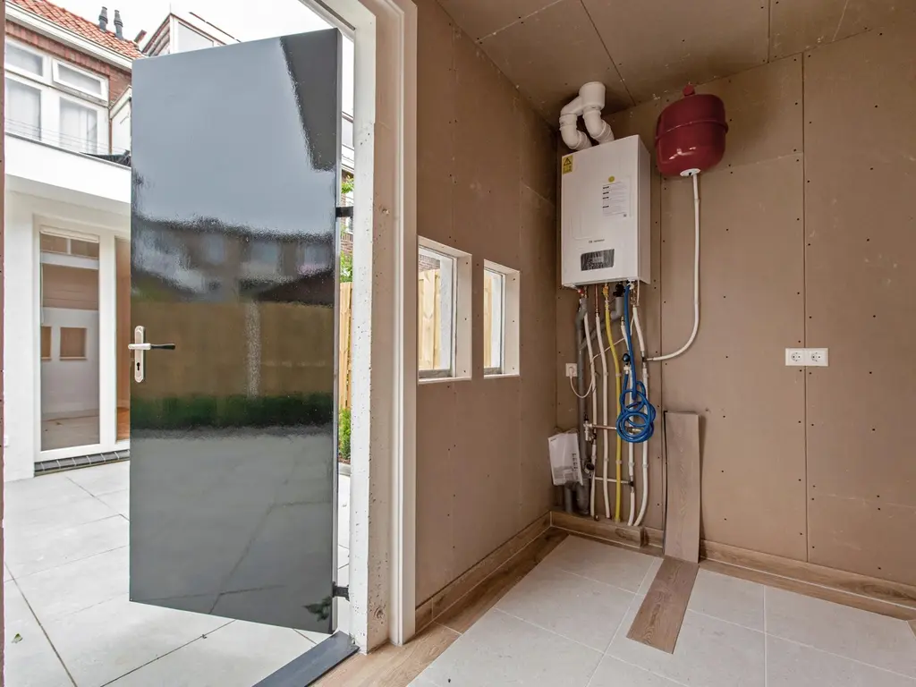 Leersumstraat 54, 'S-GRAVENHAGE