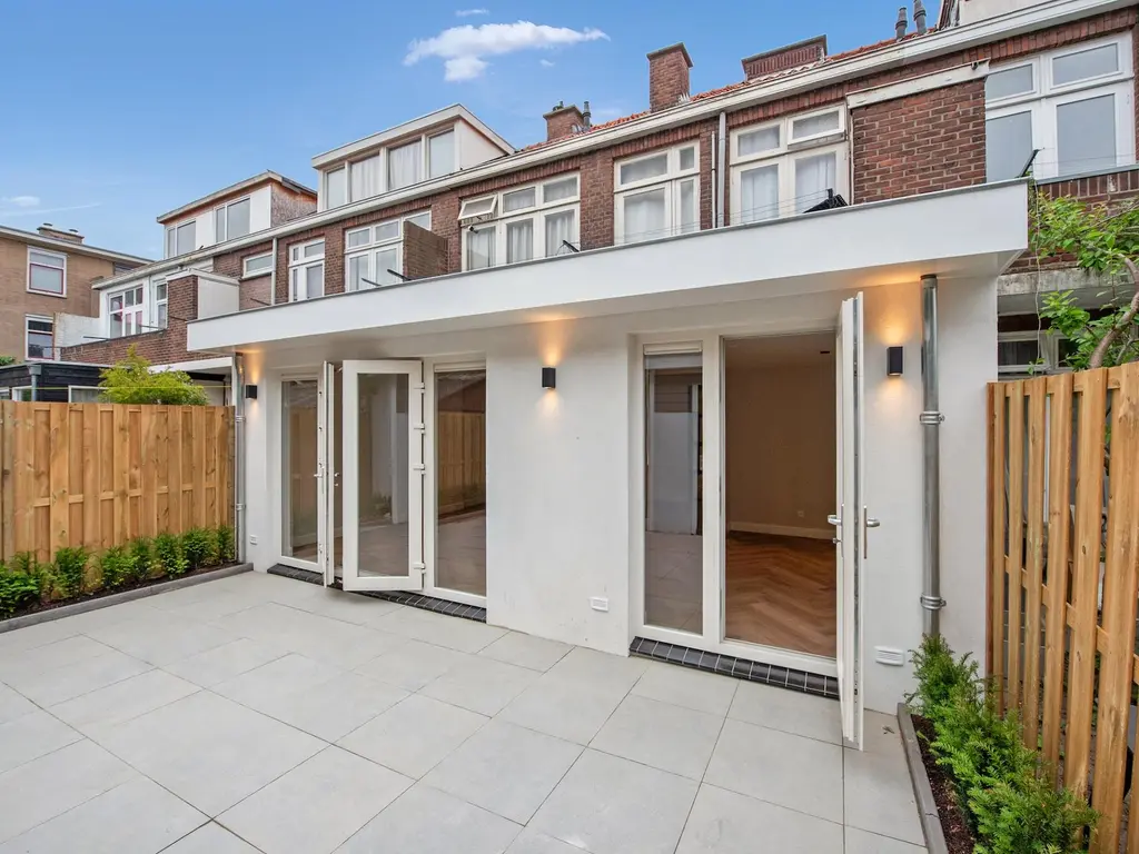Leersumstraat 54, 'S-GRAVENHAGE
