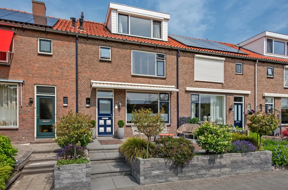 Burg Musquetiersingel 18