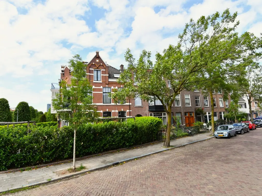 Westeinde 85, VOORBURG