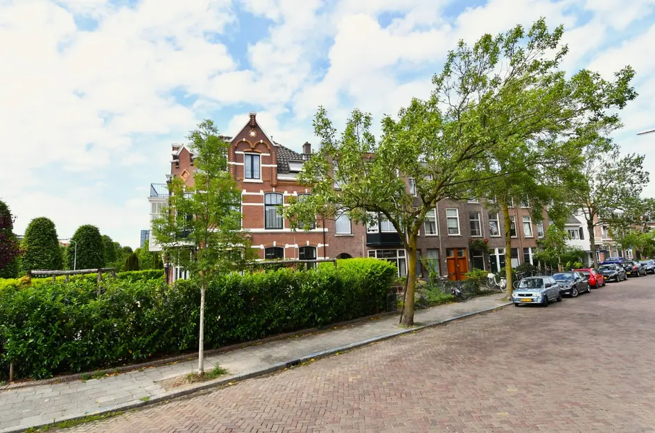 Westeinde 85