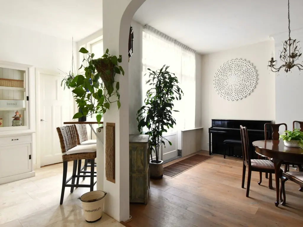 Westeinde 85, VOORBURG