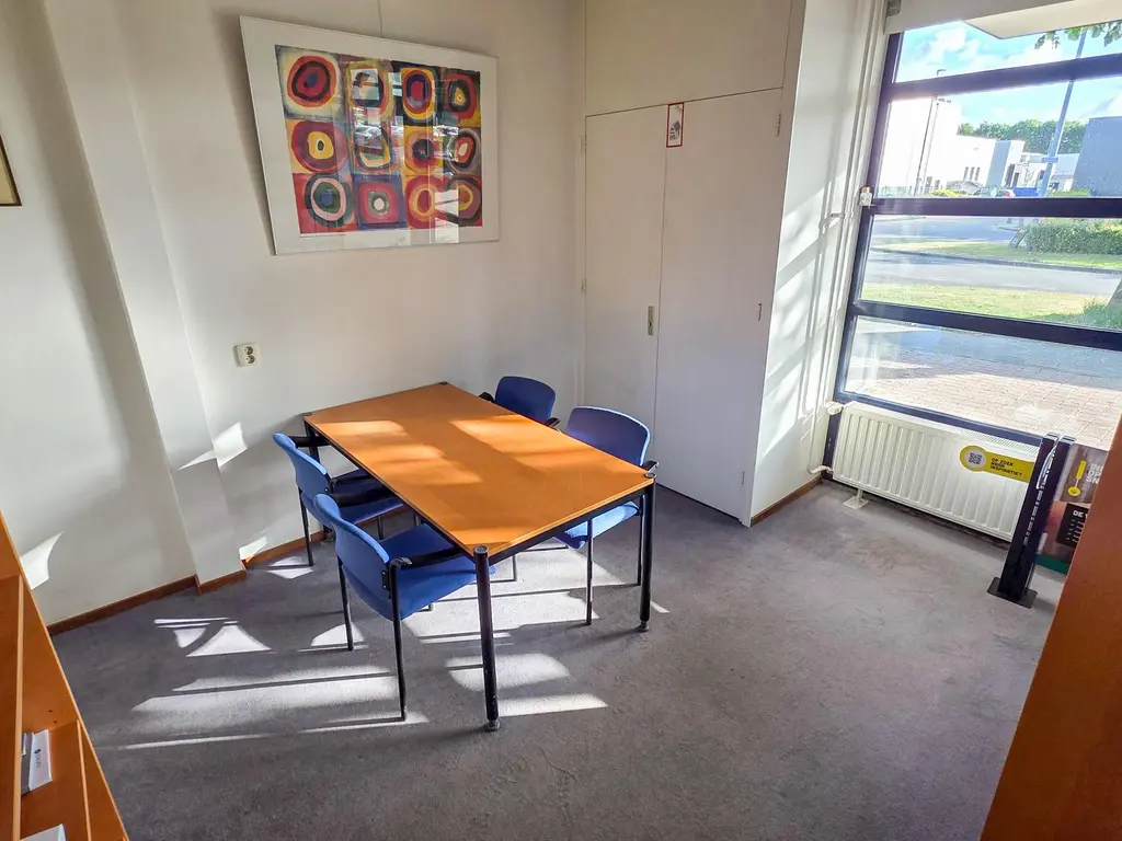 Theems 6, 'S-Gravenhage