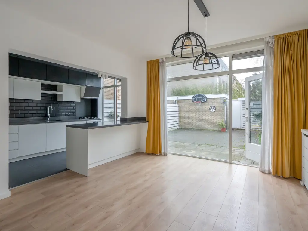 Abraham Lincolnlaan 11, RIJSWIJK