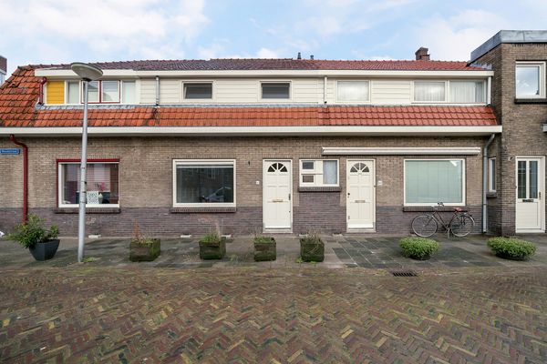 Woudstraat 90, Gouda