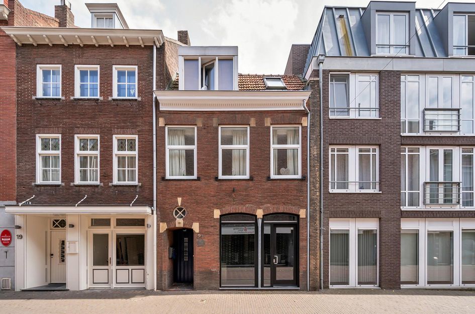 Nieuwstraat 21