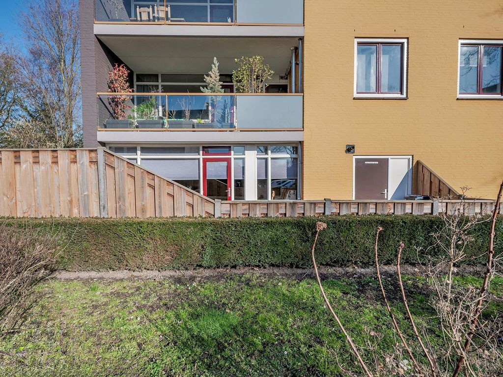 Zwaluwstraat 147, HORST