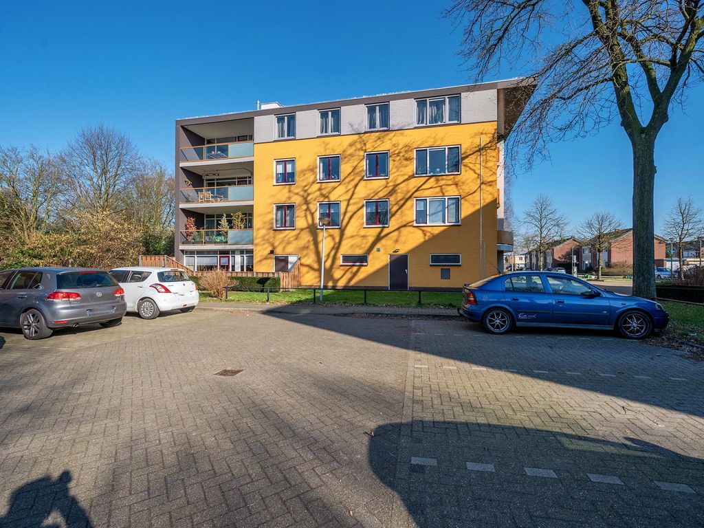 Zwaluwstraat 147, HORST