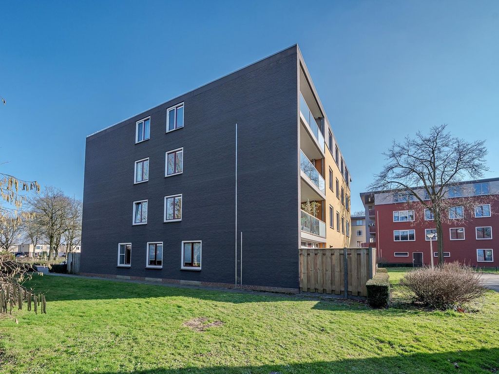 Zwaluwstraat 147, HORST