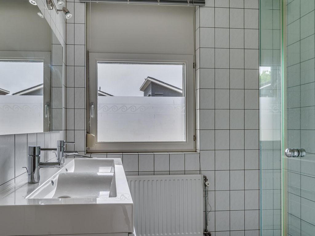 Prasem 3, VENLO