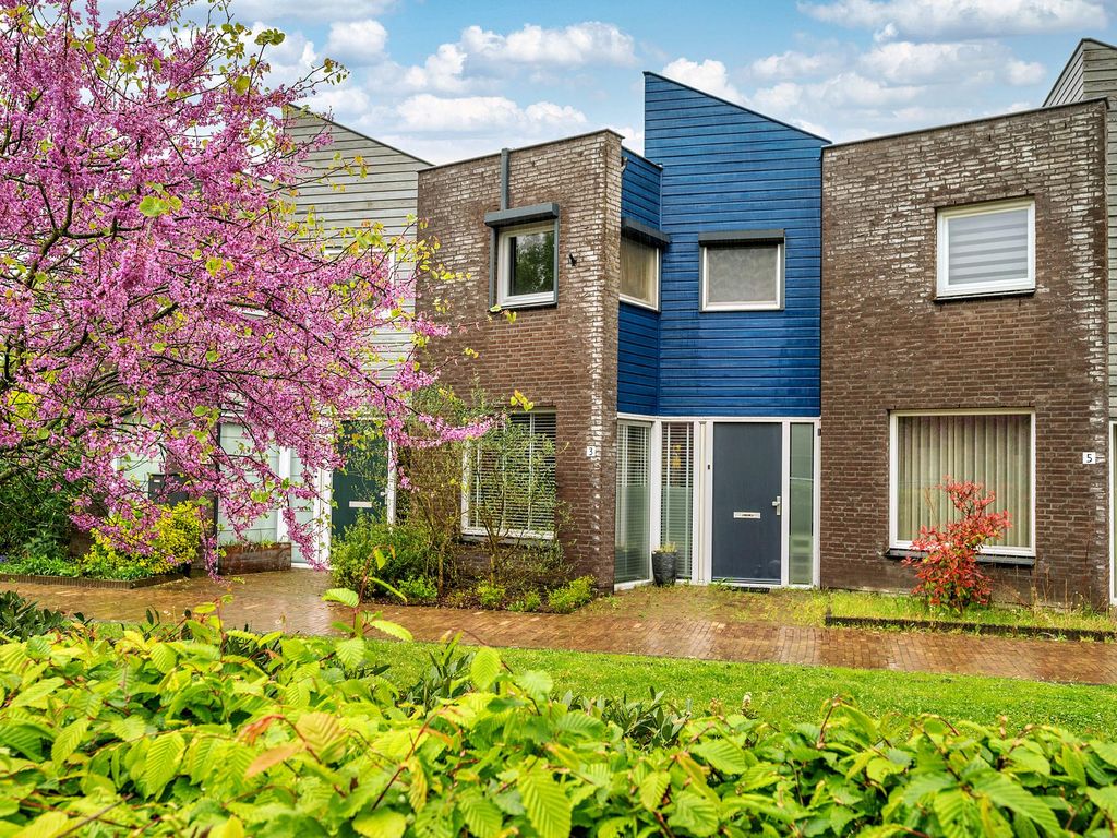 Prasem 3, VENLO