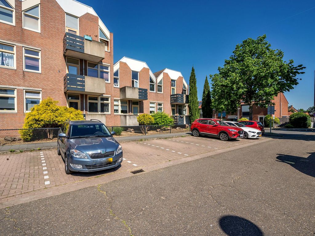 Heideweg 76, TEGELEN