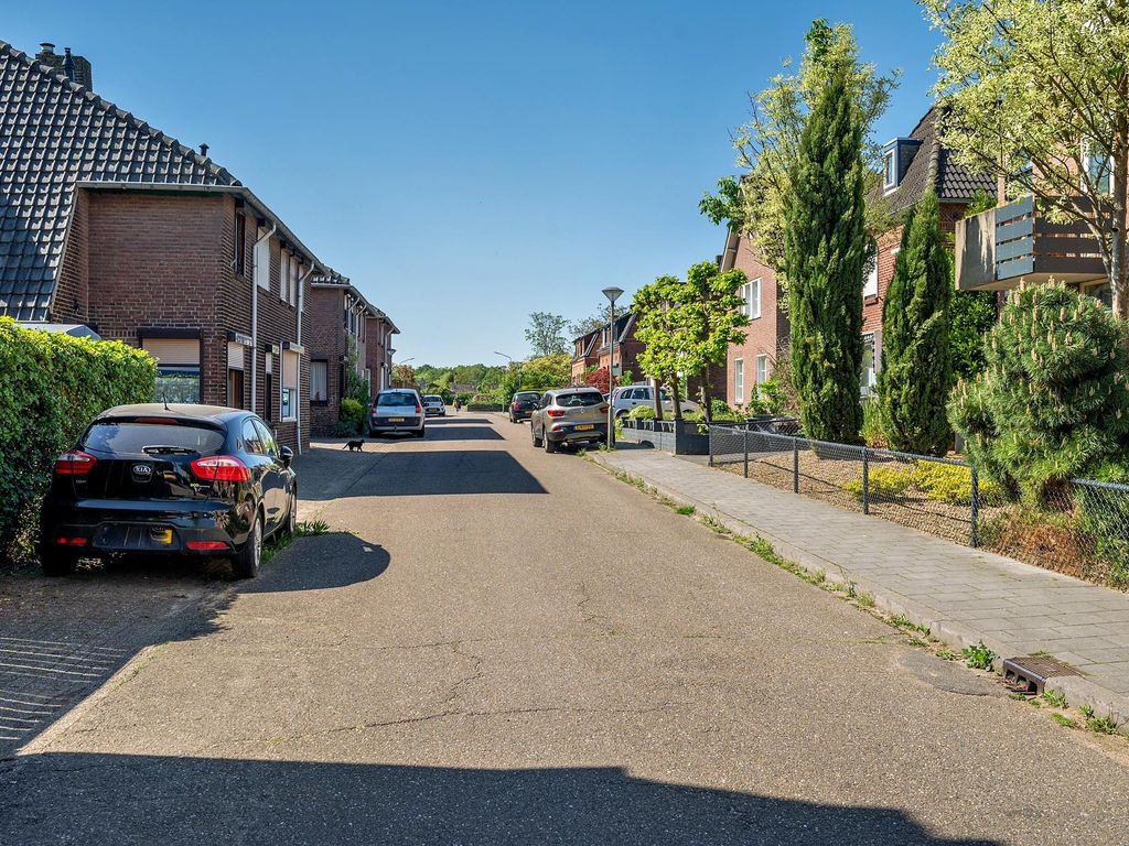 Heideweg 76, TEGELEN