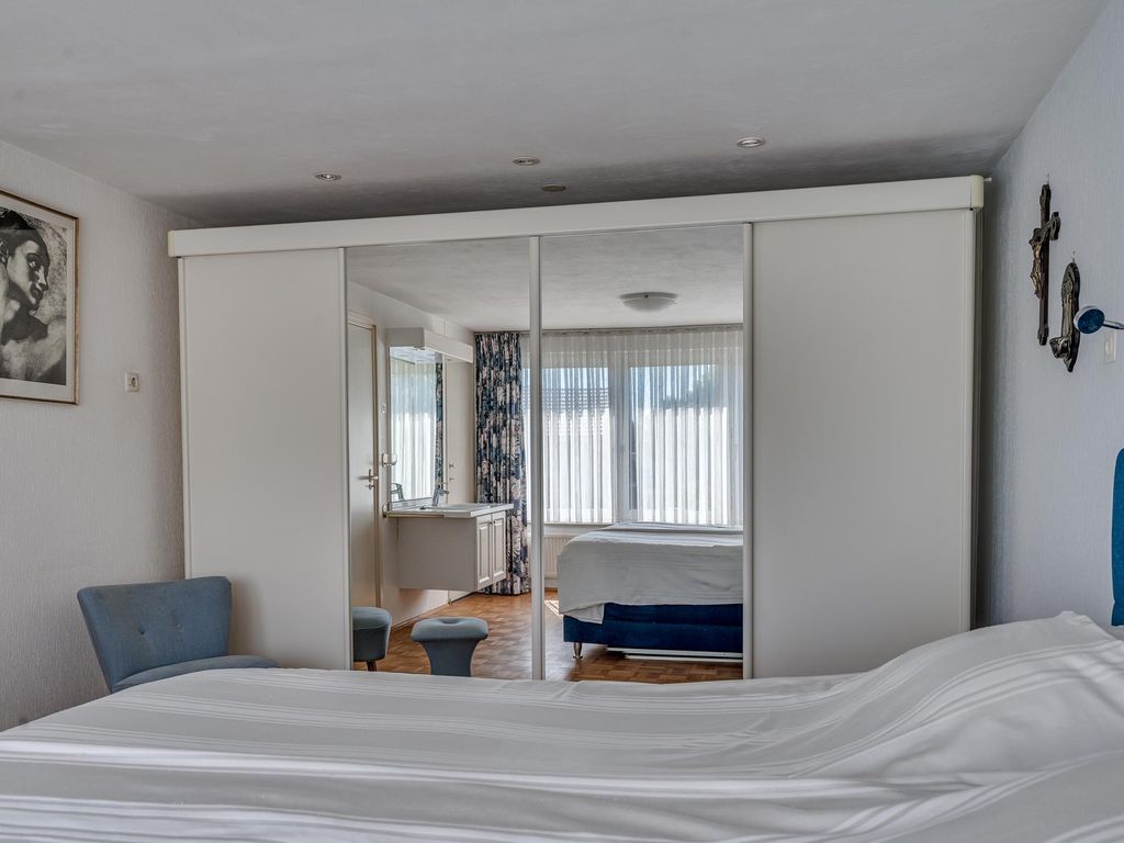 Rijksweg 66B, VELDEN