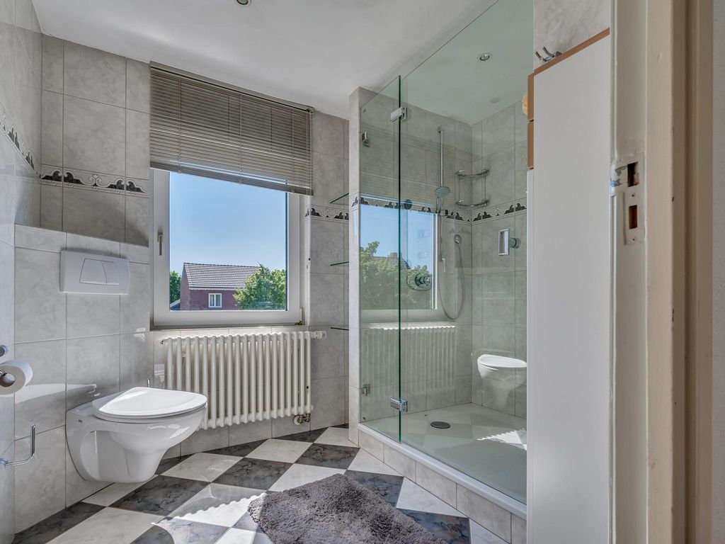 Rijksweg 66B, VELDEN