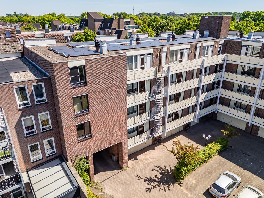 Deken van Oppensingel 95, VENLO