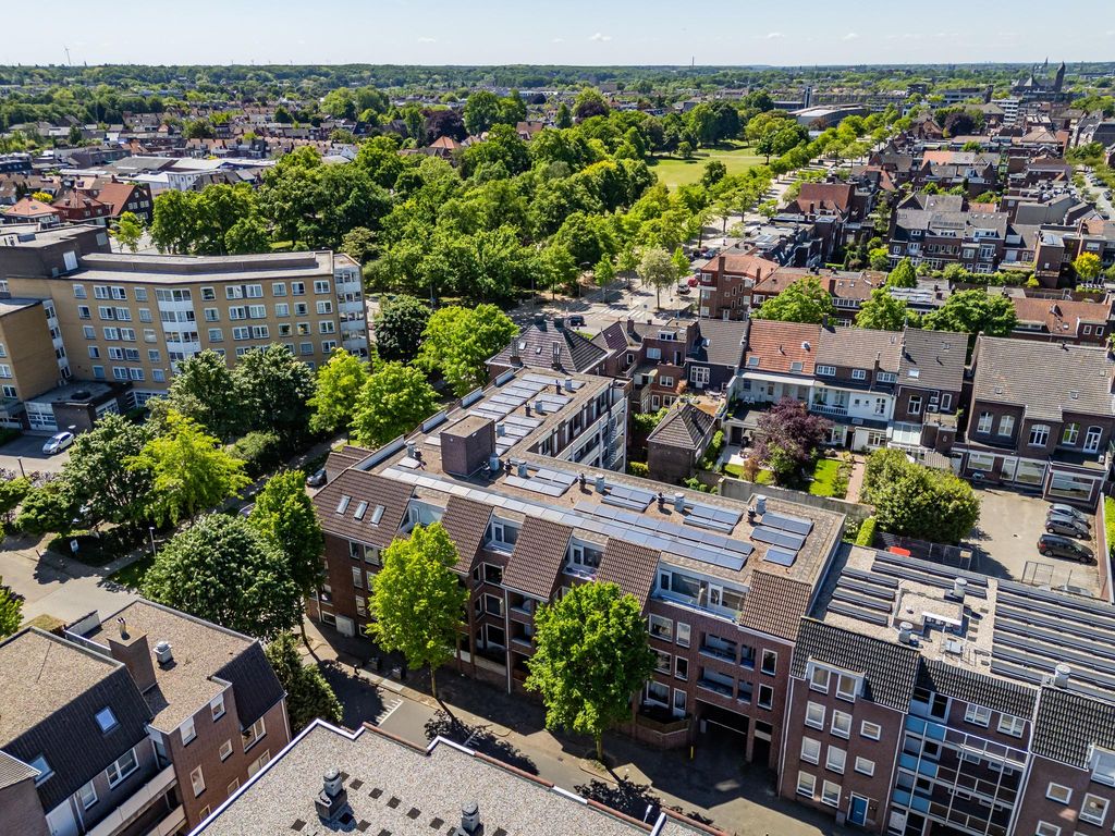 Deken van Oppensingel 95, VENLO