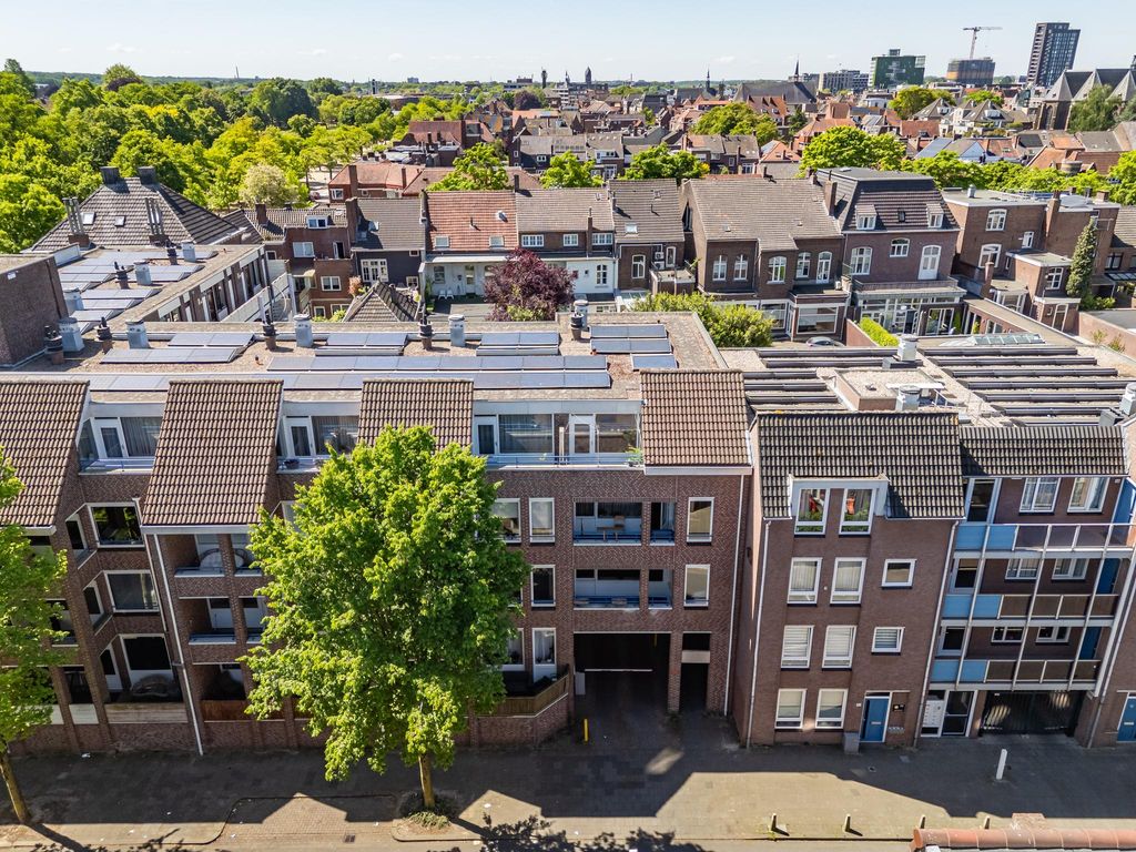 Deken van Oppensingel 95, VENLO