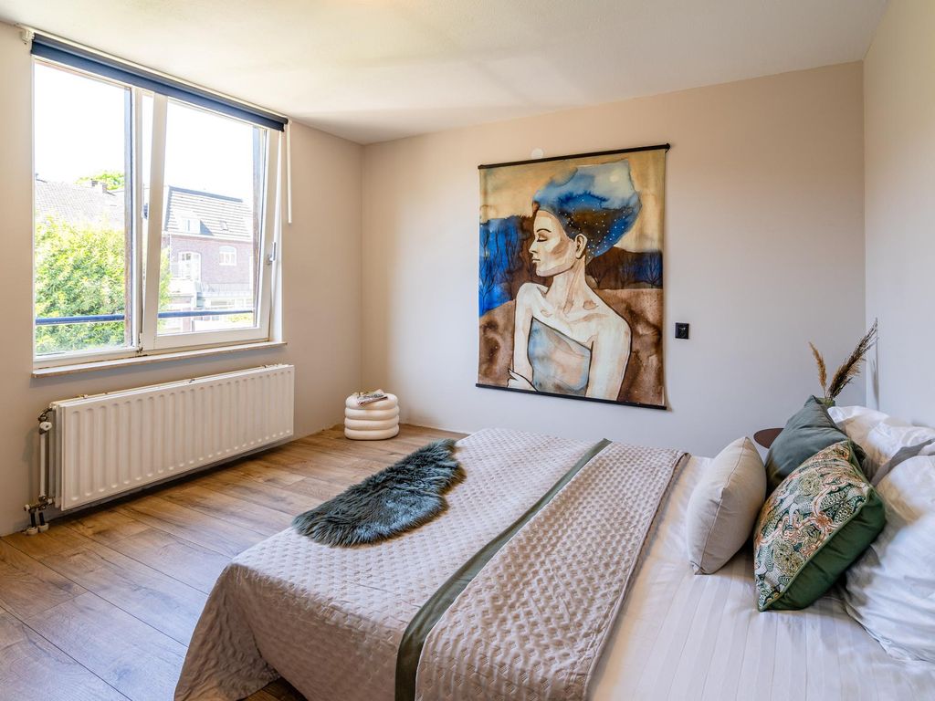 Deken van Oppensingel 95, VENLO