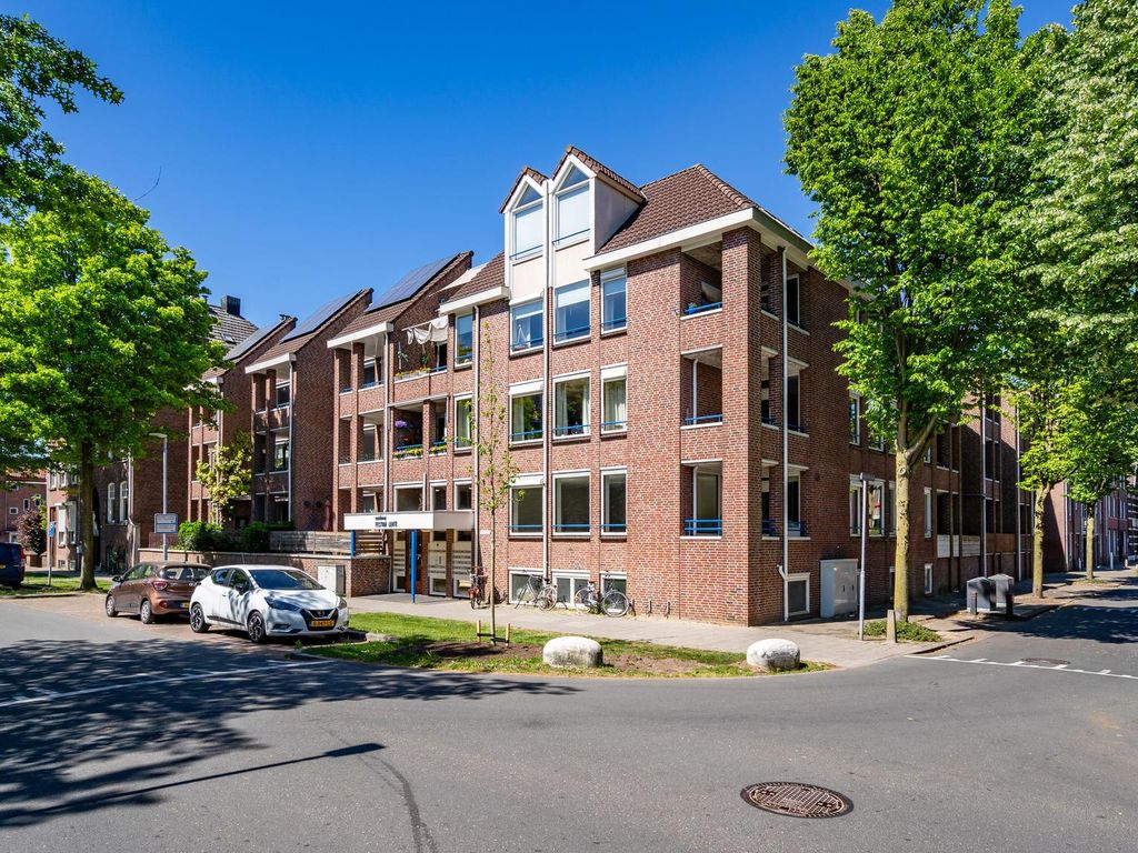 Deken van Oppensingel 95, VENLO