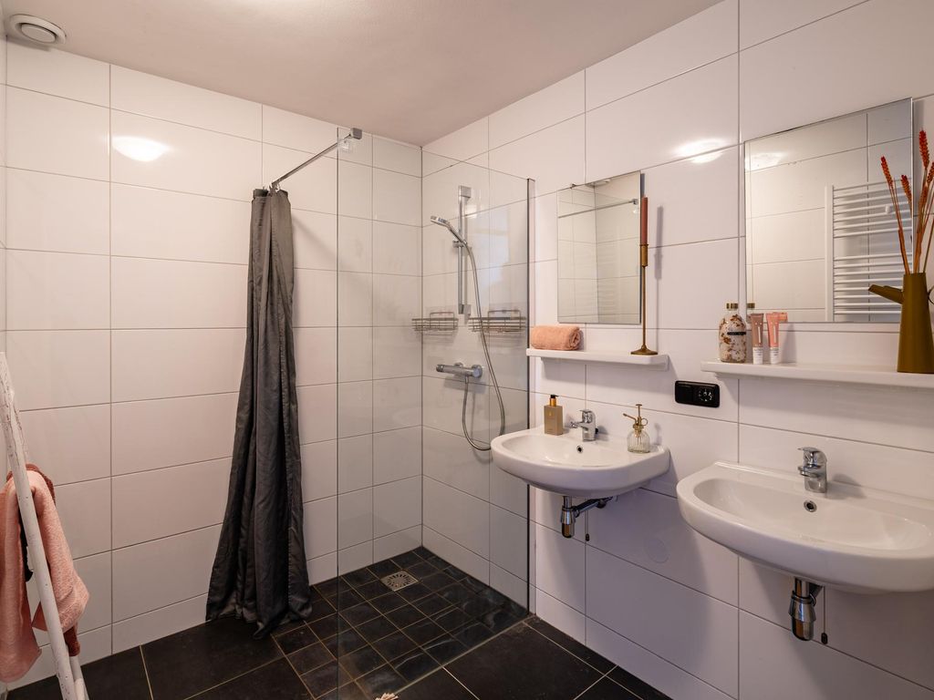 Deken van Oppensingel 95, VENLO
