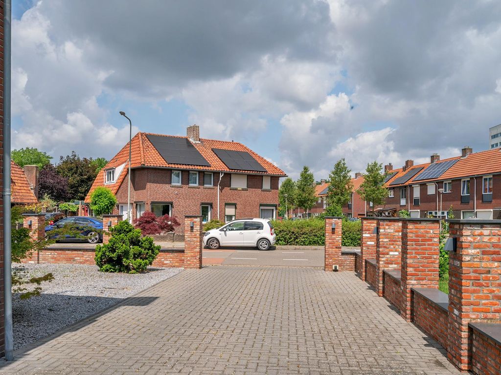 Geldersebaan 54, TEGELEN