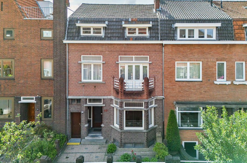 van Cleefstraat 32