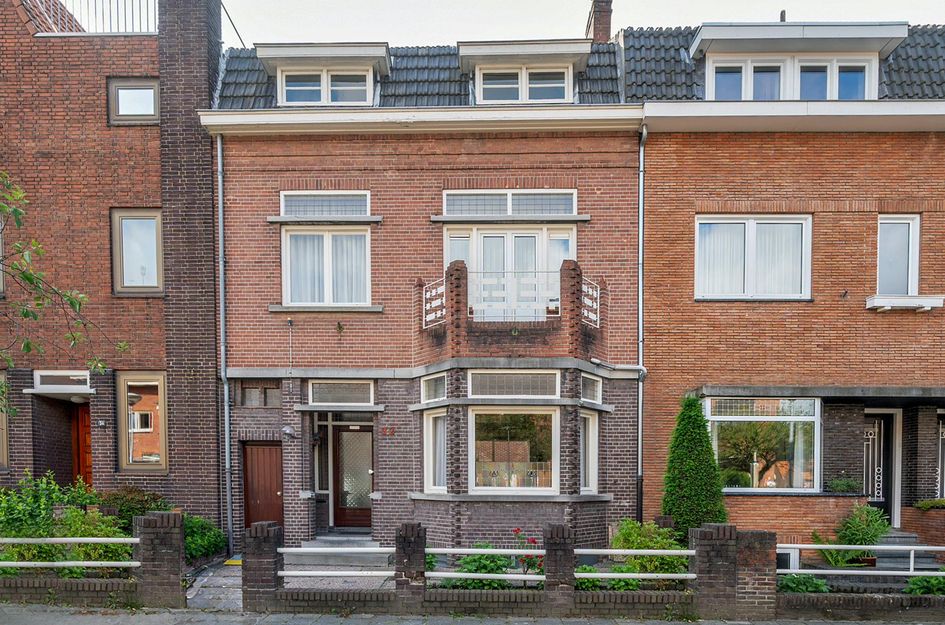 van Cleefstraat 32