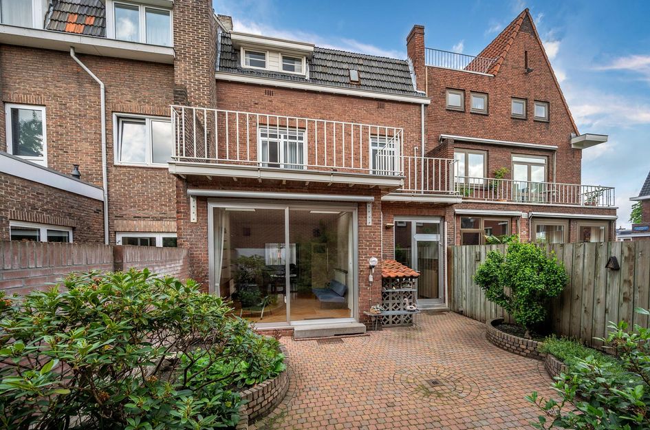 van Cleefstraat 32