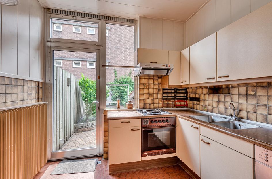 van Cleefstraat 32