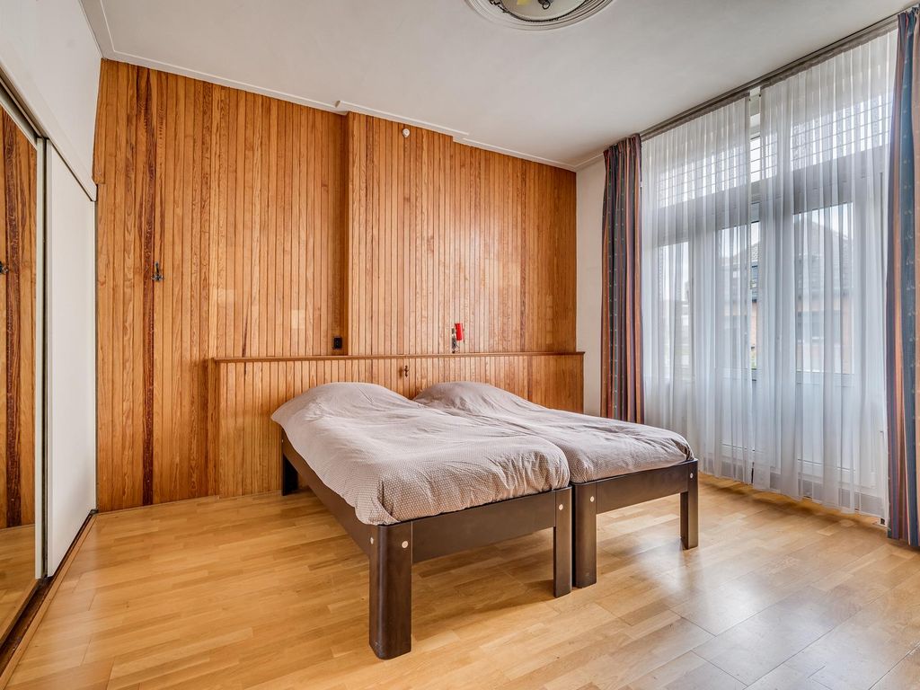 van Cleefstraat 32, VENLO