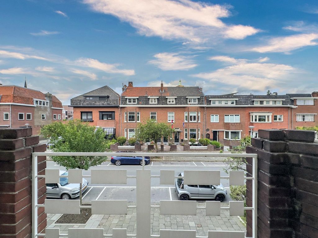 van Cleefstraat 32, VENLO