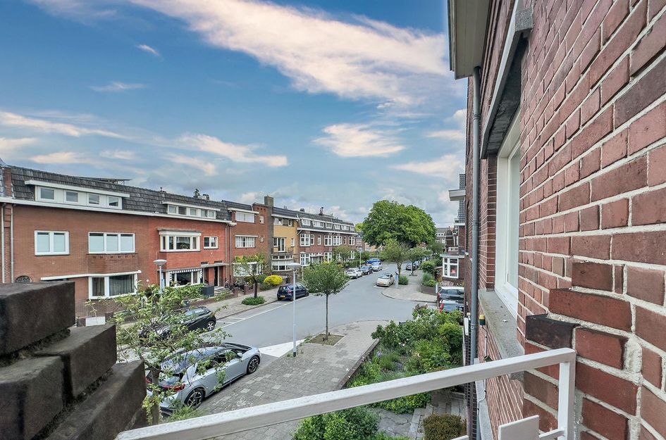 van Cleefstraat 32