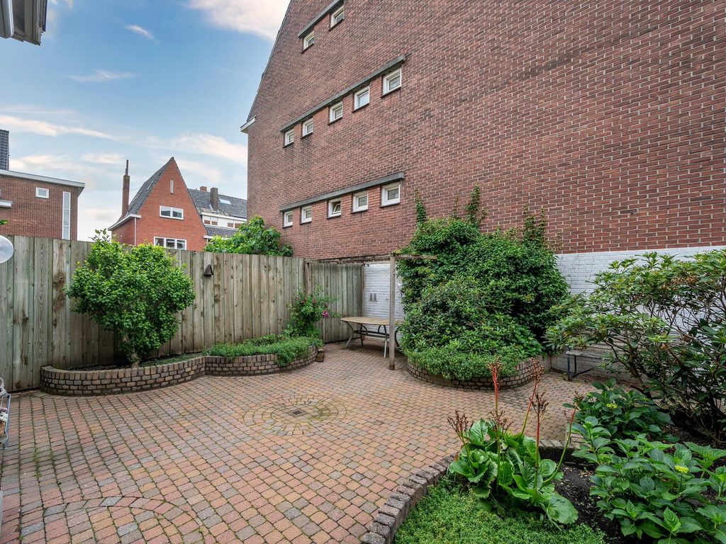 van Cleefstraat 32, VENLO