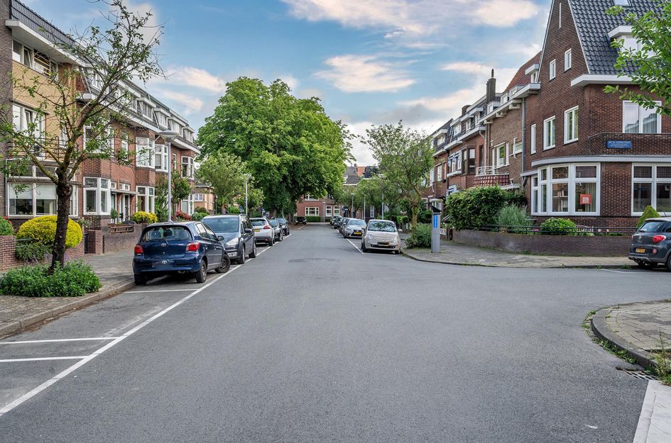van Cleefstraat 32