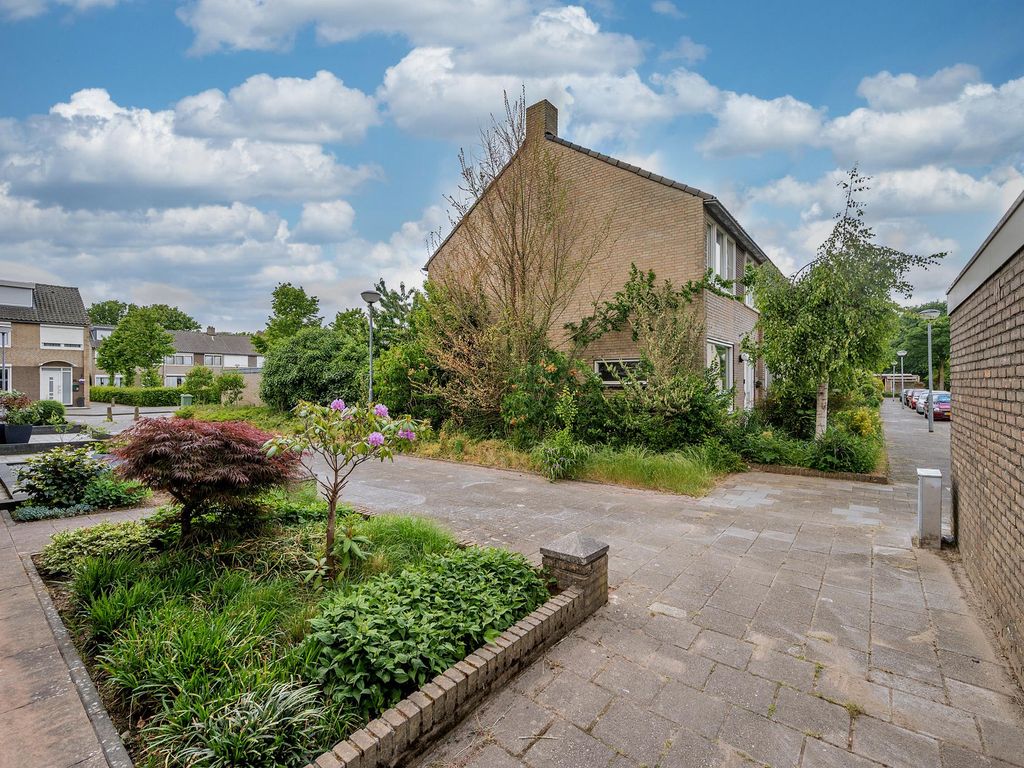 Graaf Hendrik van den Bergstraat 8, VENLO