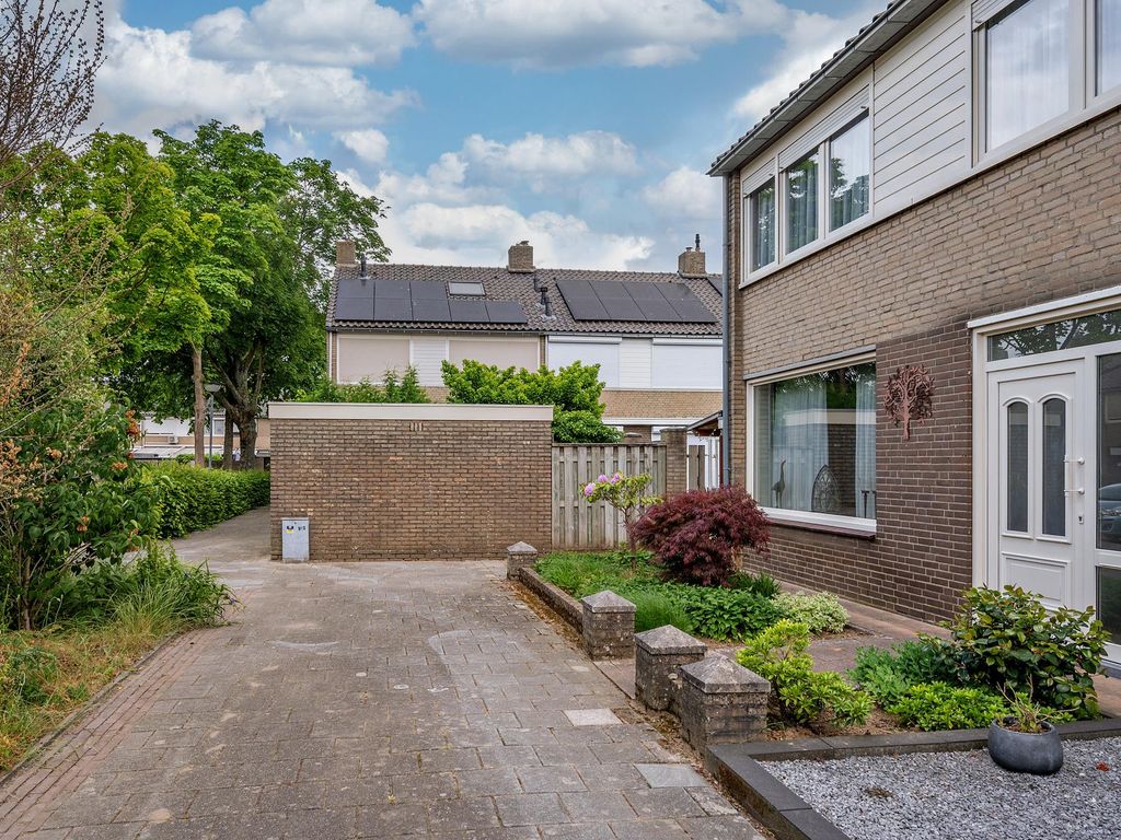 Graaf Hendrik van den Bergstraat 8, VENLO