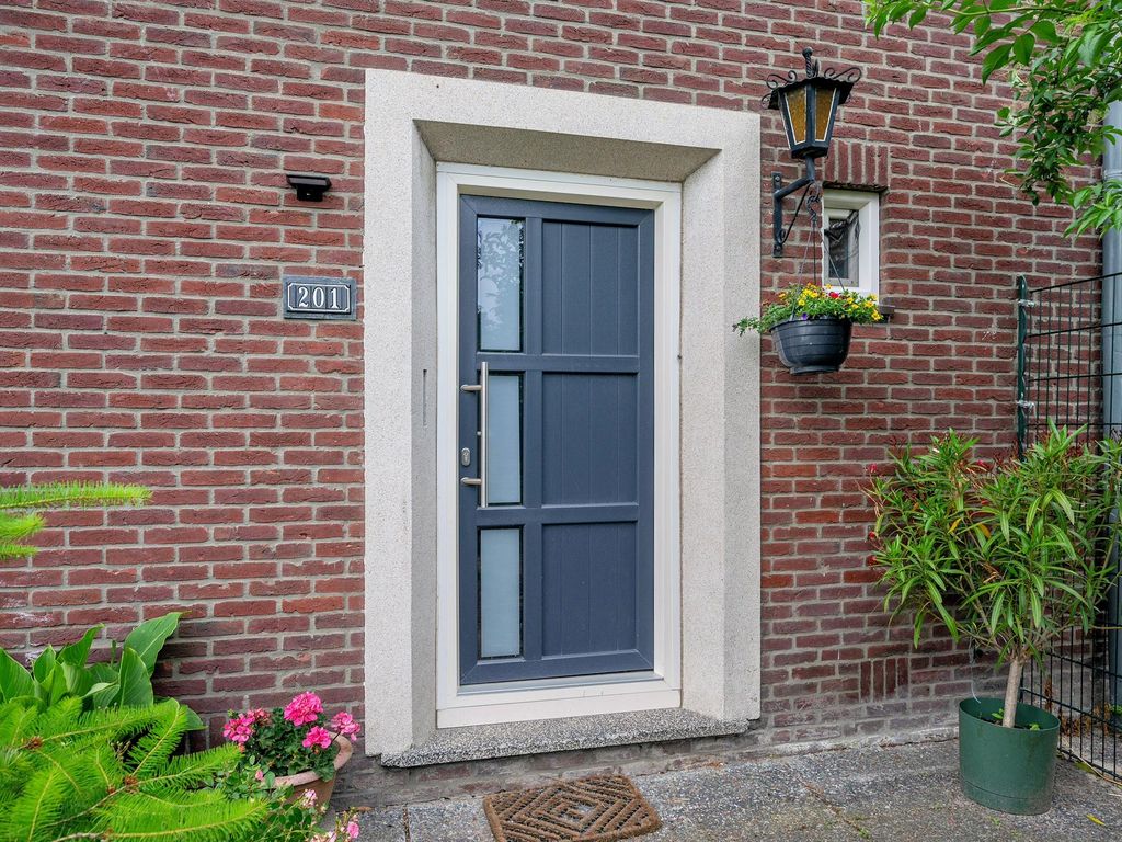 Middenweg 201, VENLO